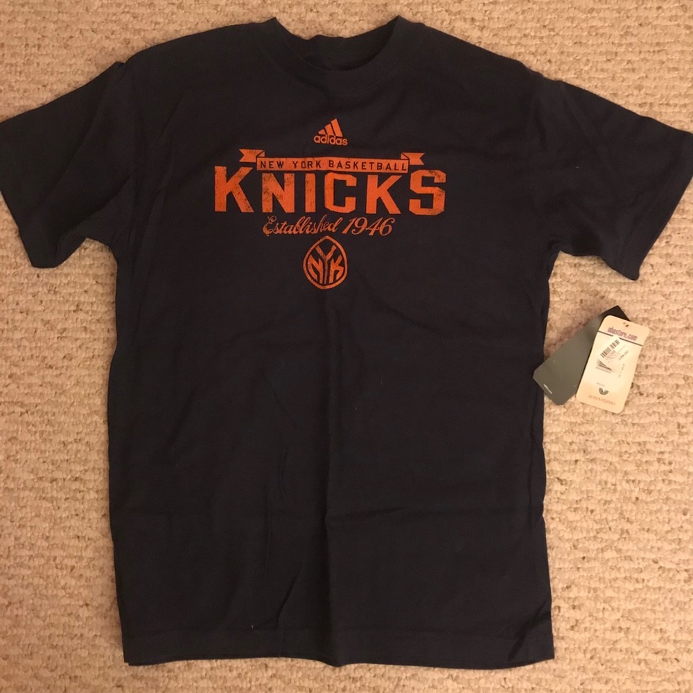 ⭐️Adidas Knicks Tee NWT⭐️